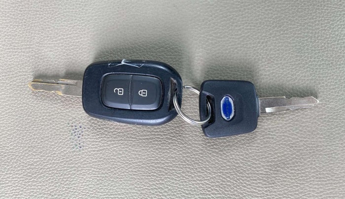 2019 Datsun Redi Go S 1.0 AMT, Petrol, Automatic, 17,543 km, Key Close Up