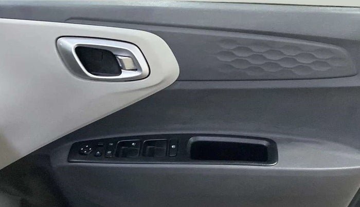 2023 Hyundai GRAND I10 NIOS SPORTZ AMT 1.2 KAPPA VTVT, Petrol, Automatic, 3,754 km, Driver Side Door Panels Control