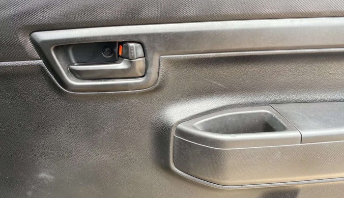 2019 Maruti S PRESSO VXI PLUS AMT, Petrol, Automatic, 9,459 km, Driver Side Door Panels Control