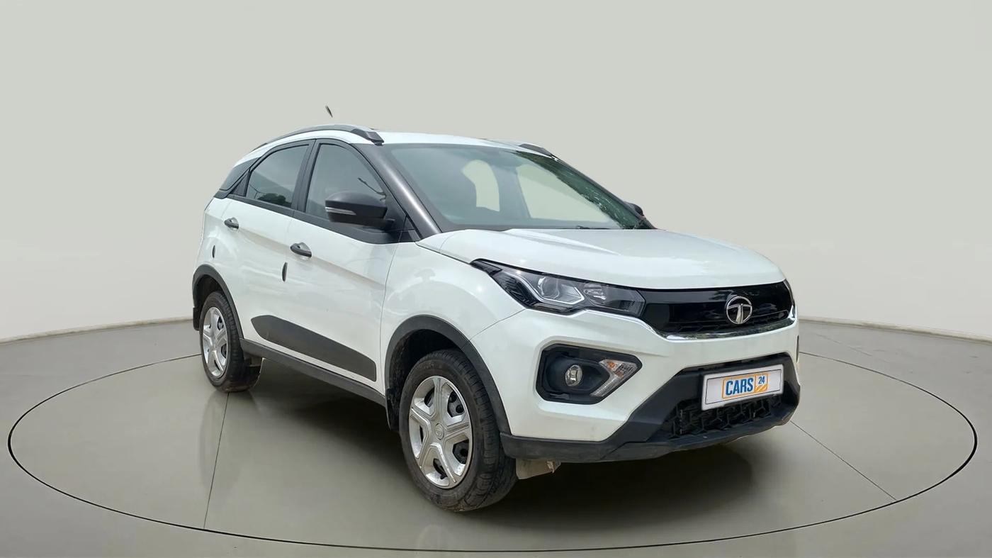 2023 Tata NEXON XM PETROL, Petrol, Manual, 9,751 km, SRP