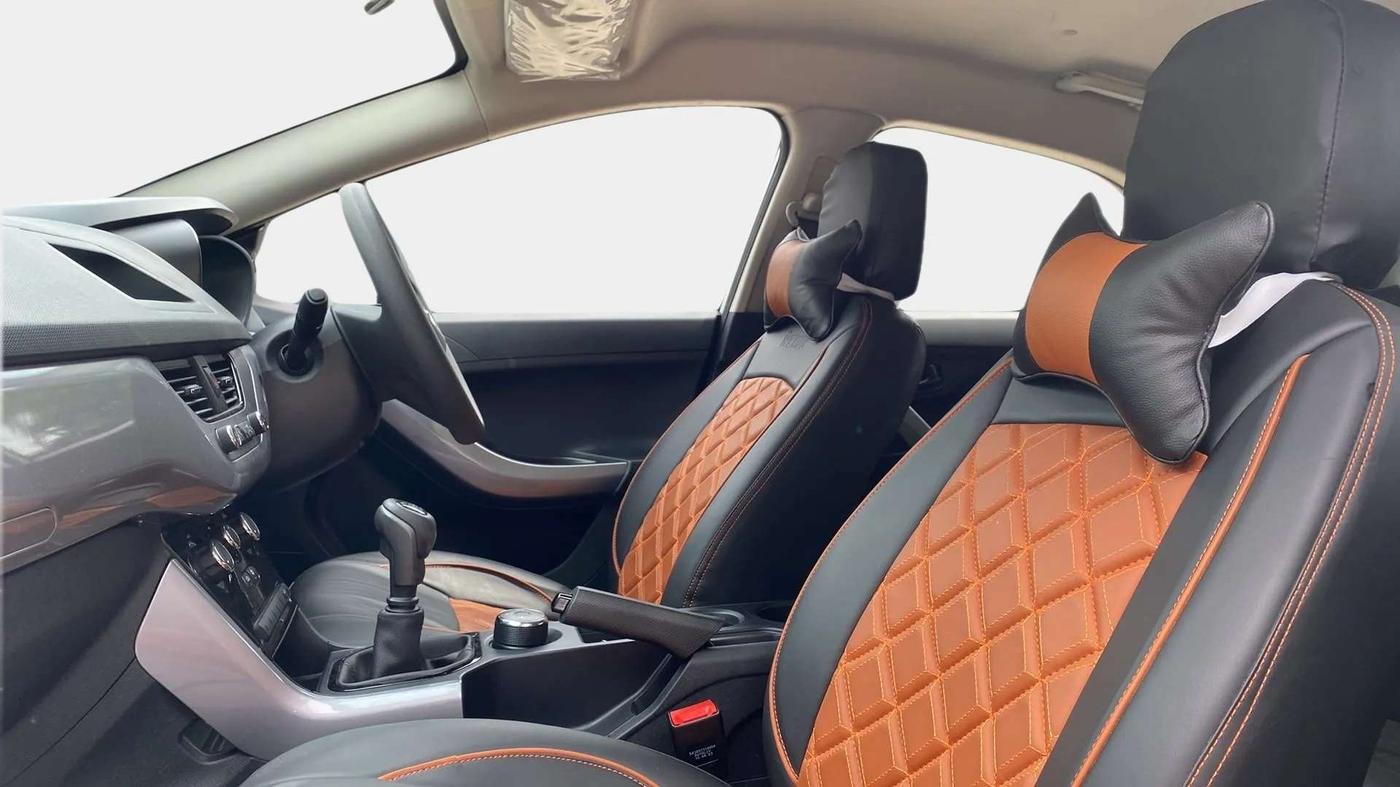 2023 Tata NEXON XM PETROL, Petrol, Manual, 9,751 km, Right Side Front Door Cabin