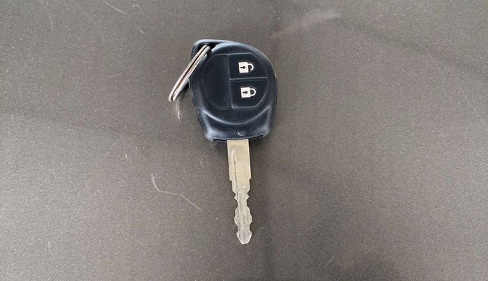 2022 Maruti Ertiga VXI CNG, CNG, Manual, 55,161 km, Key Close Up