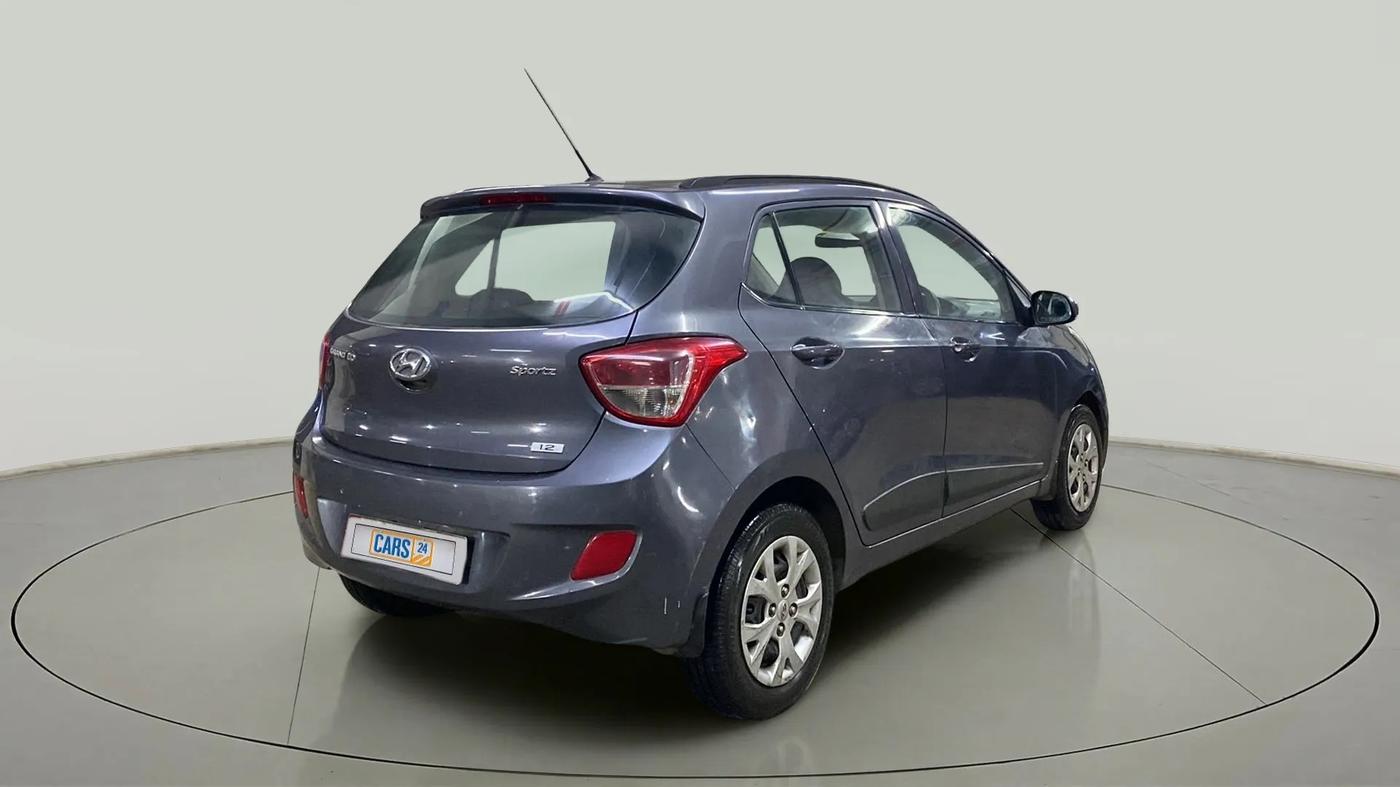 2016 Hyundai Grand i10 SPORTZ 1.2 KAPPA VTVT, Petrol, Manual, 49,907 km, Right Back Diagonal