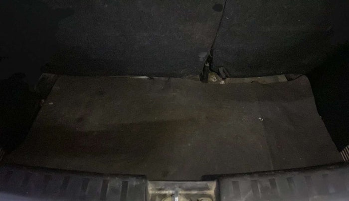 2015 Maruti Swift VXI, Petrol, Manual, 50,467 km, Boot Inside