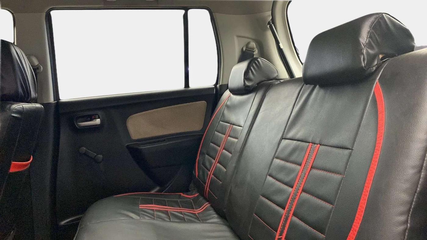 2018 Maruti Wagon R 1.0 LXI CNG, CNG, Manual, 28,466 km, Right Side Rear Door Cabin