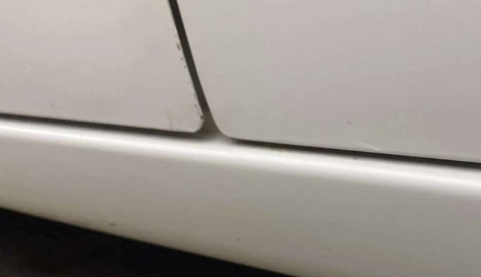 2018 Maruti Wagon R 1.0 LXI CNG, CNG, Manual, 28,466 km, Left running board - Minor scratches