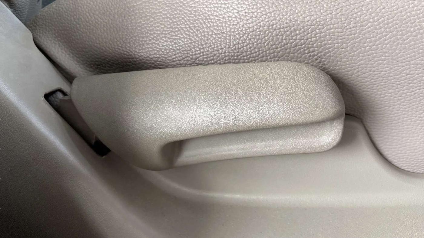 2016 Maruti Celerio ZXI AMT (O), Petrol, Automatic, 35,659 km, Driver Side Adjustment Panel