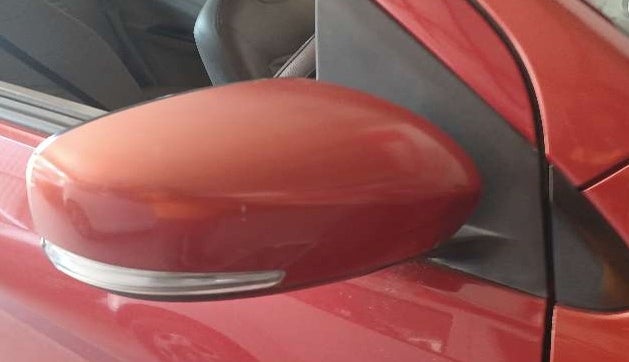 2016 Maruti Celerio ZXI AMT (O), Petrol, Automatic, 35,659 km, Right rear-view mirror - Mirror motor not working