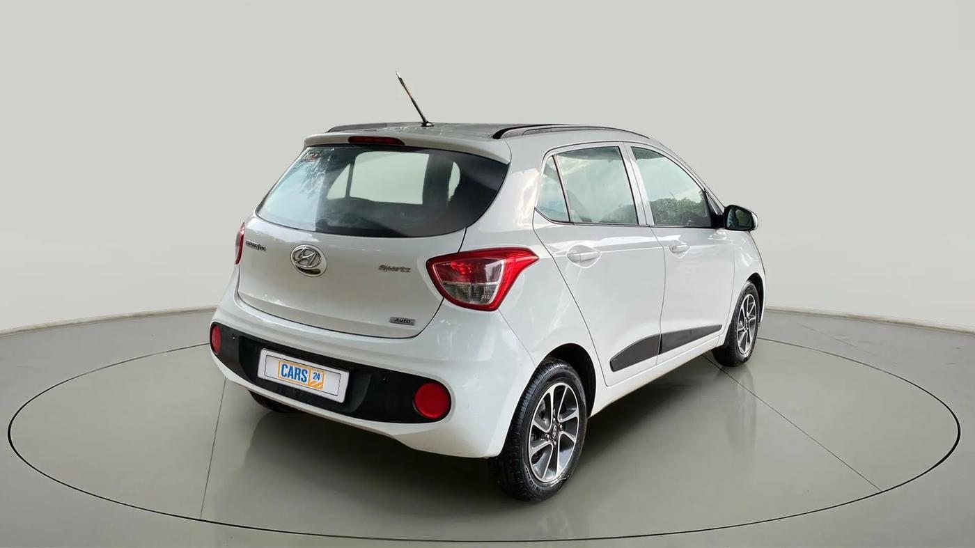 2017 Hyundai Grand i10 SPORTZ (O) AT 1.2 KAPPA VTVT, Petrol, Automatic, 38,639 km, Right Back Diagonal