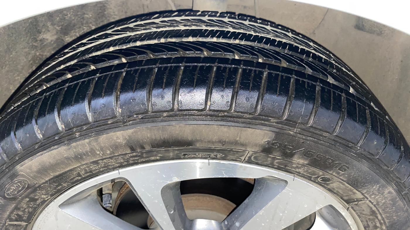 2015 Hyundai Elite i20 ASTA 1.2, Petrol, Manual, 35,301 km, Right Front Tyre Tread