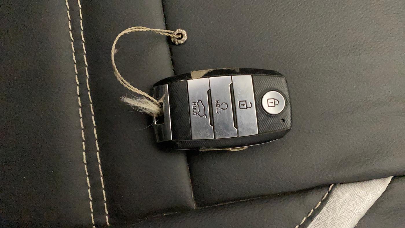 2023 KIA SELTOS HTK PLUS 1.5 DIESEL, Diesel, Manual, 44,183 km, Key Close Up