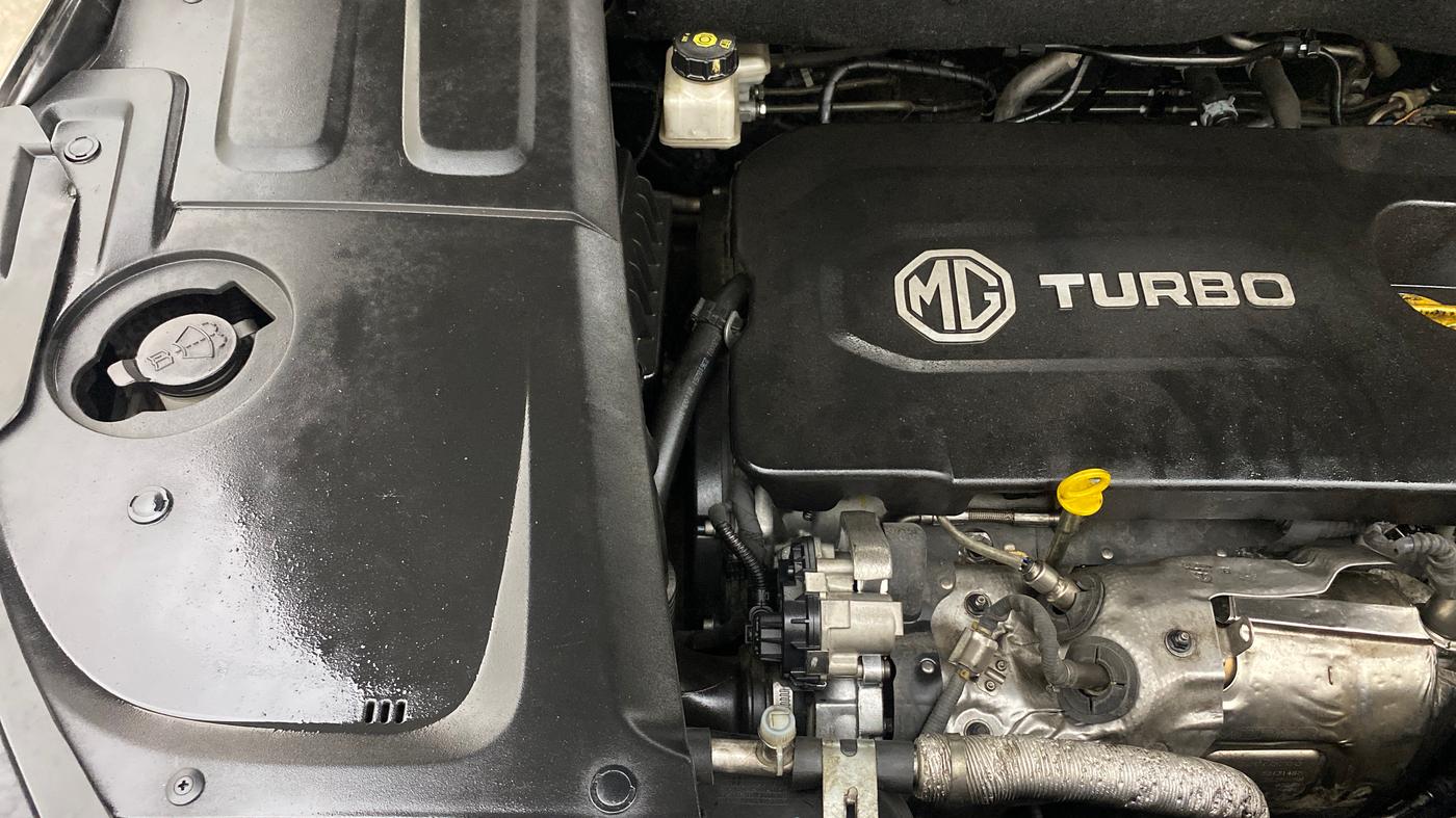 2021 MG HECTOR PLUS SHARP 2.0 DIESEL TURBO MT 6-STR, Diesel, Manual, 73,916 km, Engine View - Right