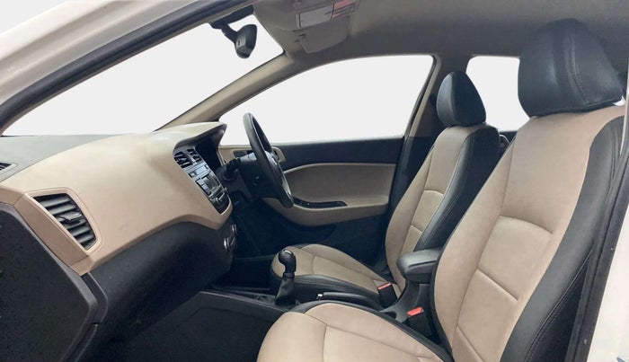 2016 Hyundai Elite i20 SPORTZ 1.2, Petrol, Manual, 50,889 km, Right Side Front Door Cabin