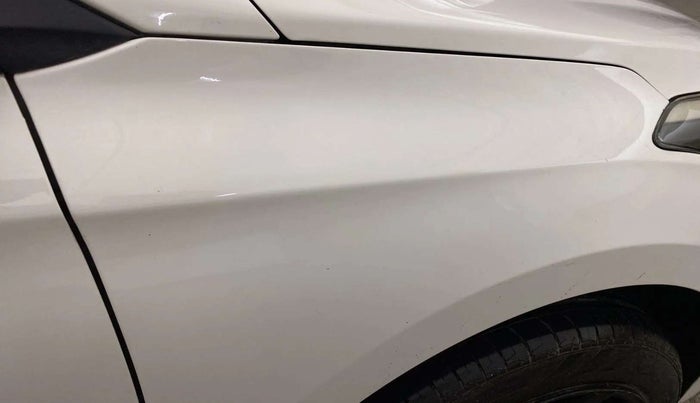 2016 Hyundai Elite i20 SPORTZ 1.2, Petrol, Manual, 50,889 km, Right fender - Slightly dented