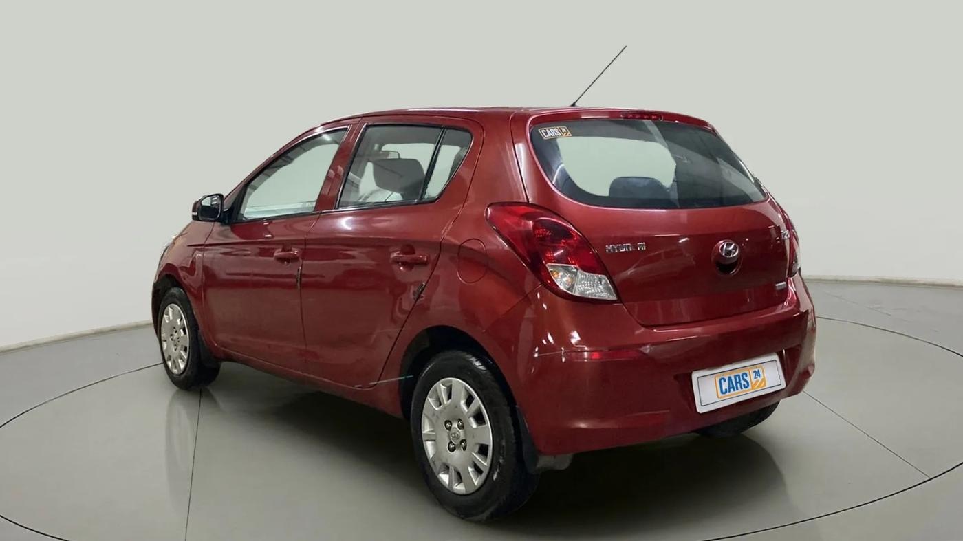 2013 Hyundai i20 MAGNA 1.2, Petrol, Manual, 31,492 km, Left Back Diagonal