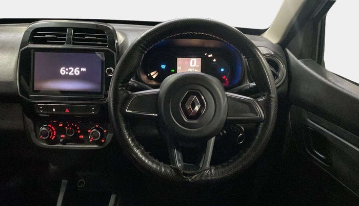2022 Renault Kwid RXT 1.0 AMT, Petrol, Automatic, 28,338 km, Steering Wheel Close Up