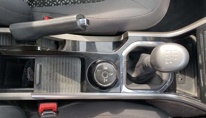 2017 Tata NEXON XZ PLUS DIESEL, Diesel, Manual, 42,128 km, Gear Lever