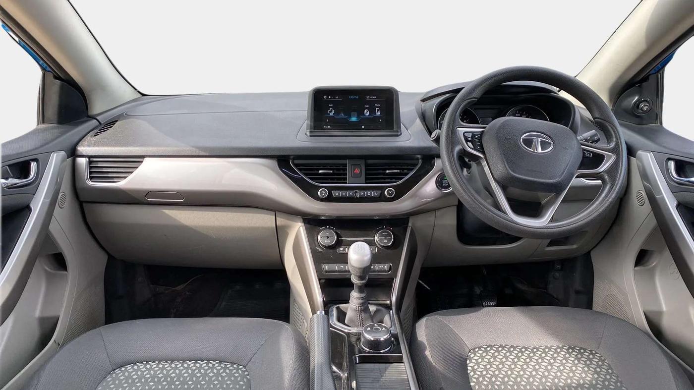 2017 Tata NEXON XZ PLUS DIESEL, Diesel, Manual, 42,128 km, Dashboard