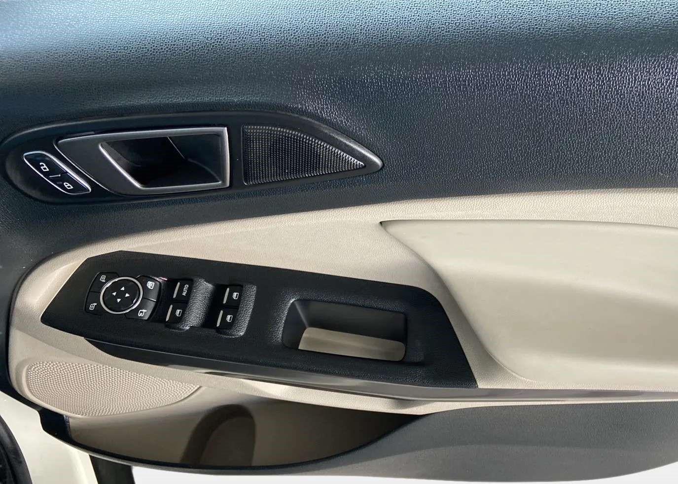2020 Ford Ecosport TITANIUM 1.5L DIESEL, Diesel, Manual, 50,027 km, Driver Side Door Panels Control