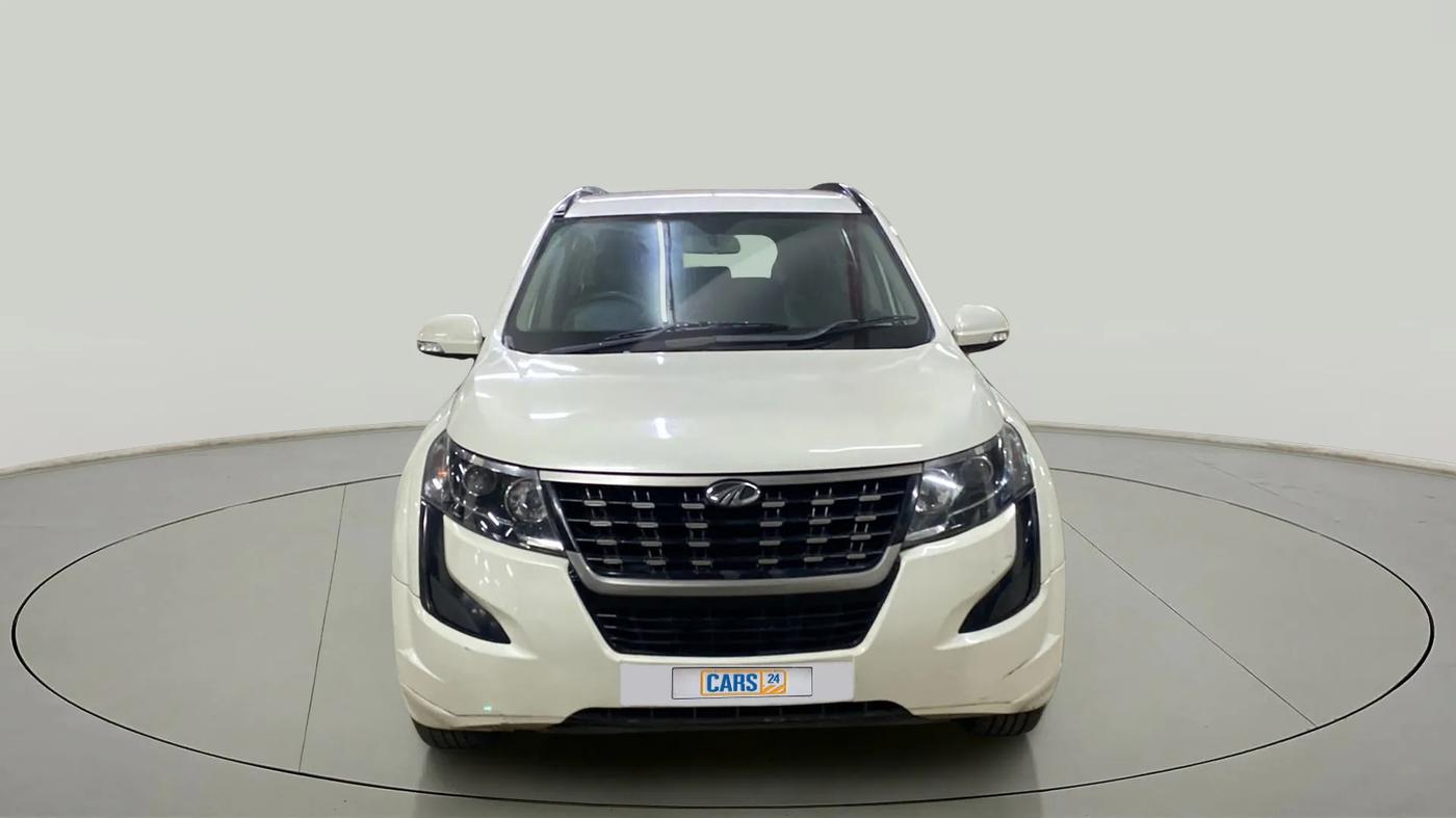 2018 Mahindra XUV500 W5, Diesel, Manual, 65,099 km, Front
