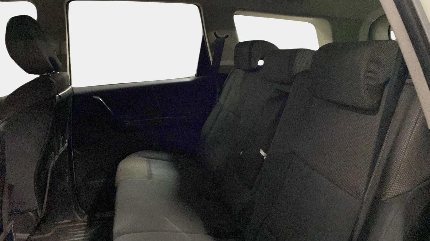 2018 Mahindra XUV500 W5, Diesel, Manual, 65,099 km, Right Side Rear Door Cabin