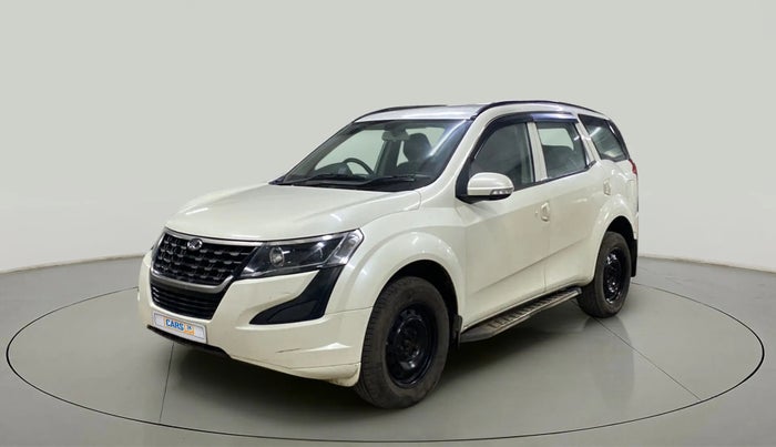2018 Mahindra XUV500 W5, Diesel, Manual, 65,099 km, Left Front Diagonal