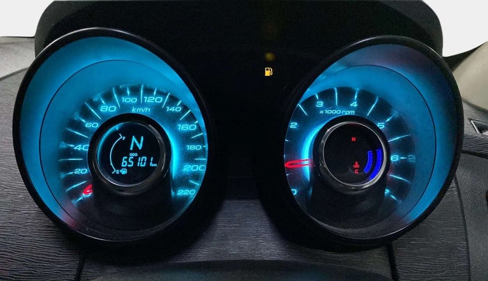 2018 Mahindra XUV500 W5, Diesel, Manual, 65,099 km, Odometer Image