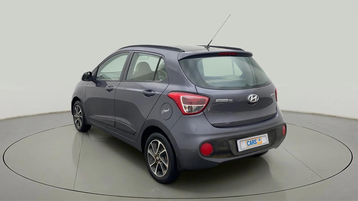 2018 Hyundai Grand i10 SPORTZ AT 1.2 KAPPA VTVT, Petrol, Automatic, 32,094 km, Left Back Diagonal