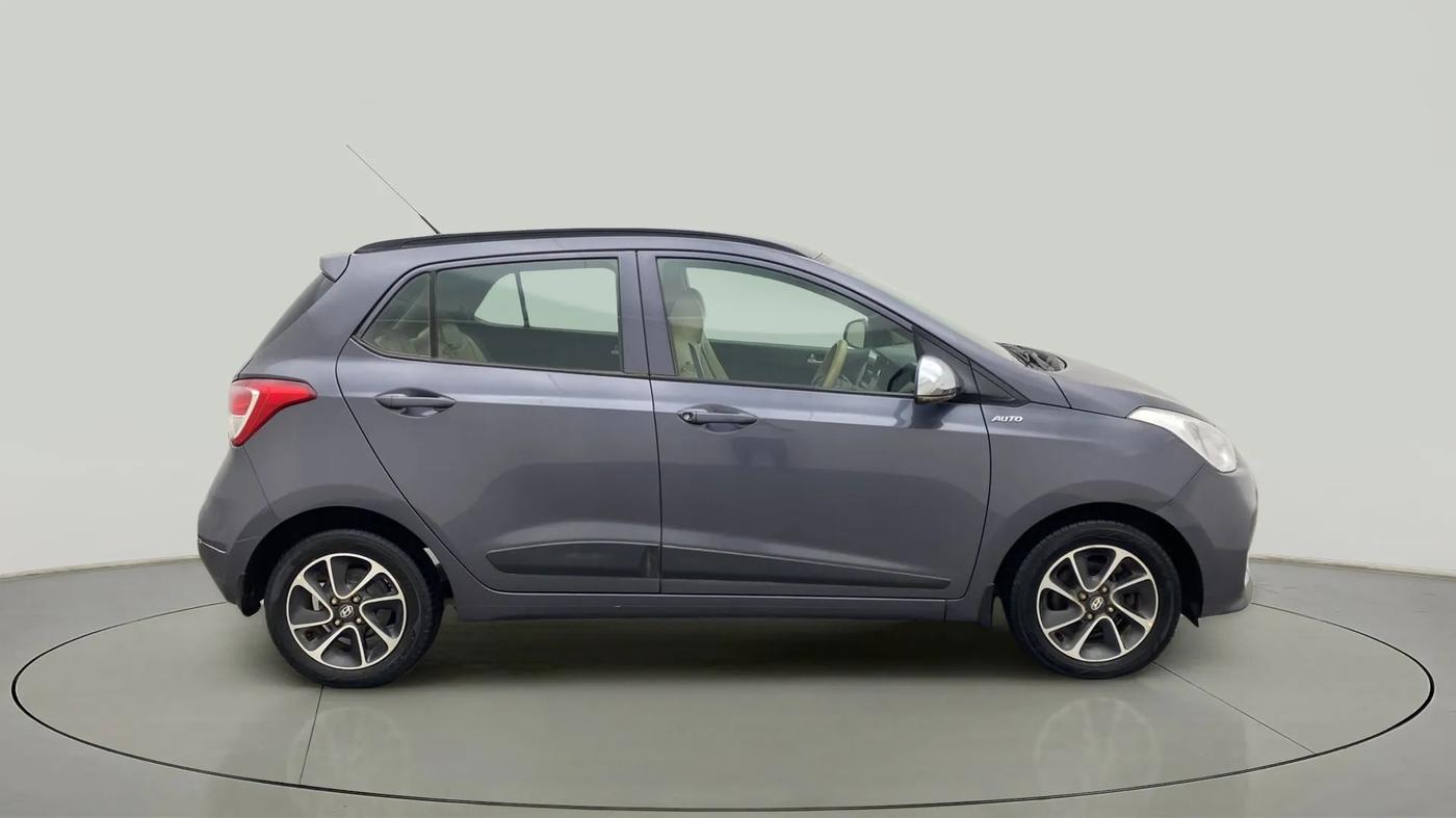2018 Hyundai Grand i10 SPORTZ AT 1.2 KAPPA VTVT, Petrol, Automatic, 32,094 km, Right Side View