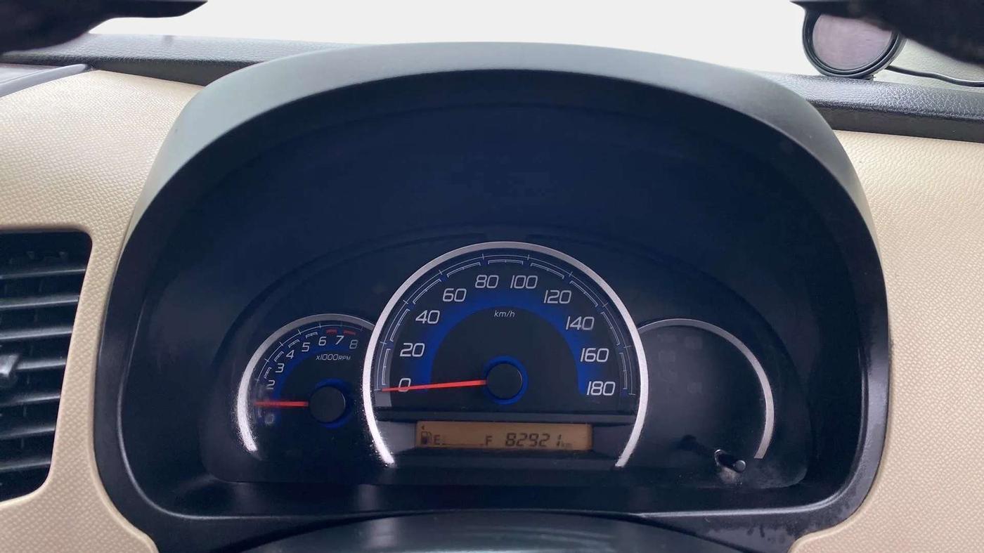 2017 Maruti Wagon R 1.0 VXI, Petrol, Manual, 82,958 km, Odometer Image