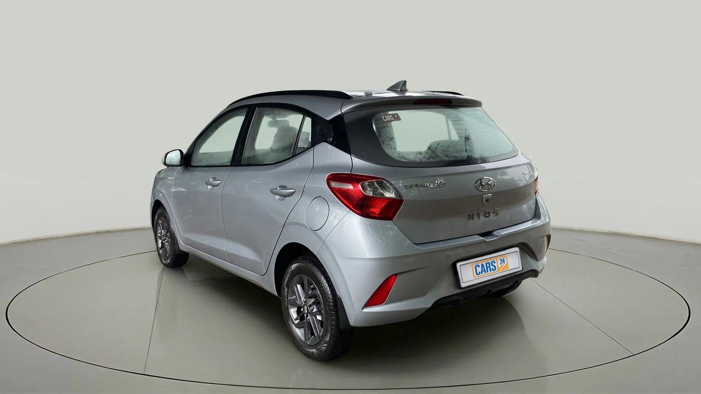 2021 Hyundai GRAND I10 NIOS SPORTZ AMT 1.2 KAPPA VTVT, Petrol, Automatic, 21,217 km, Left Back Diagonal