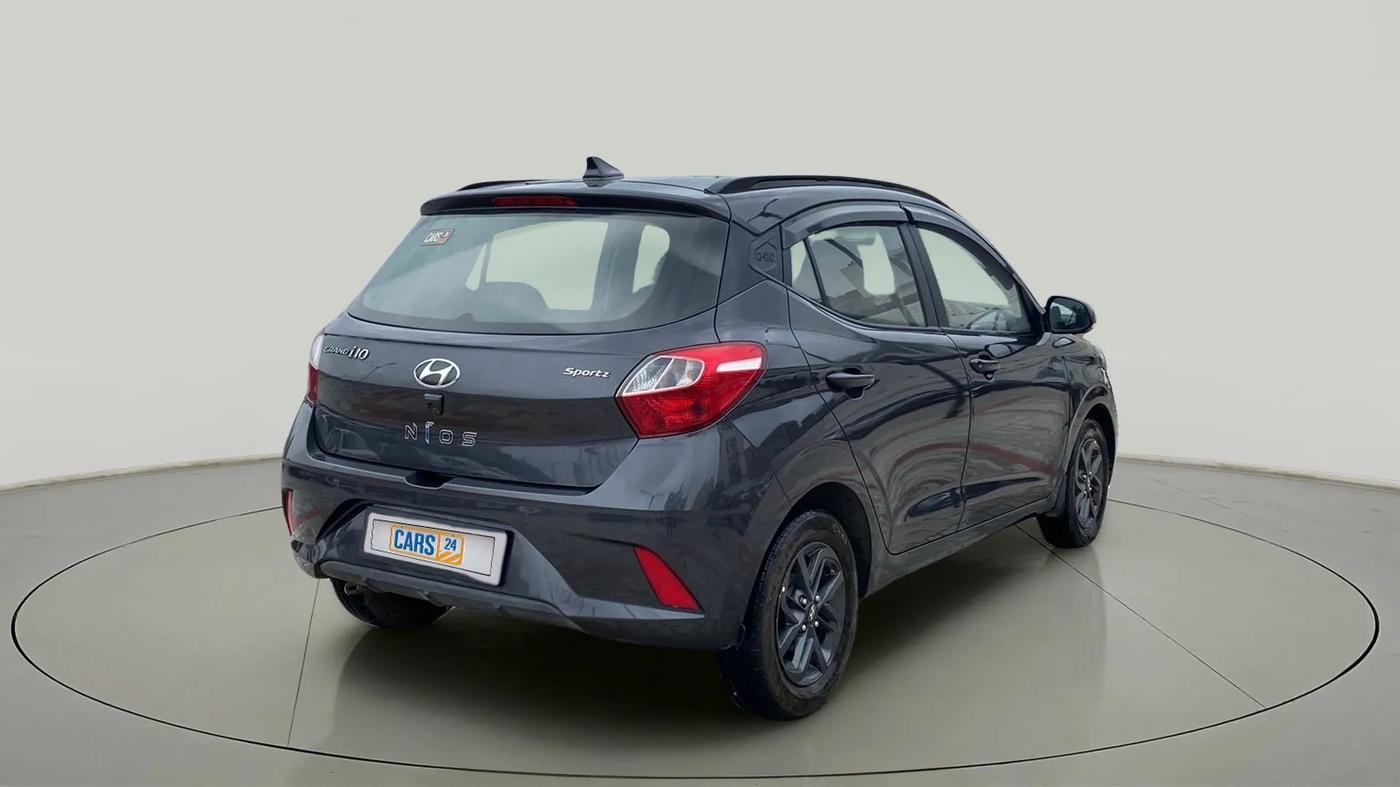 2020 Hyundai GRAND I10 NIOS SPORTZ 1.2 KAPPA VTVT, Petrol, Manual, 41,775 km, Right Back Diagonal