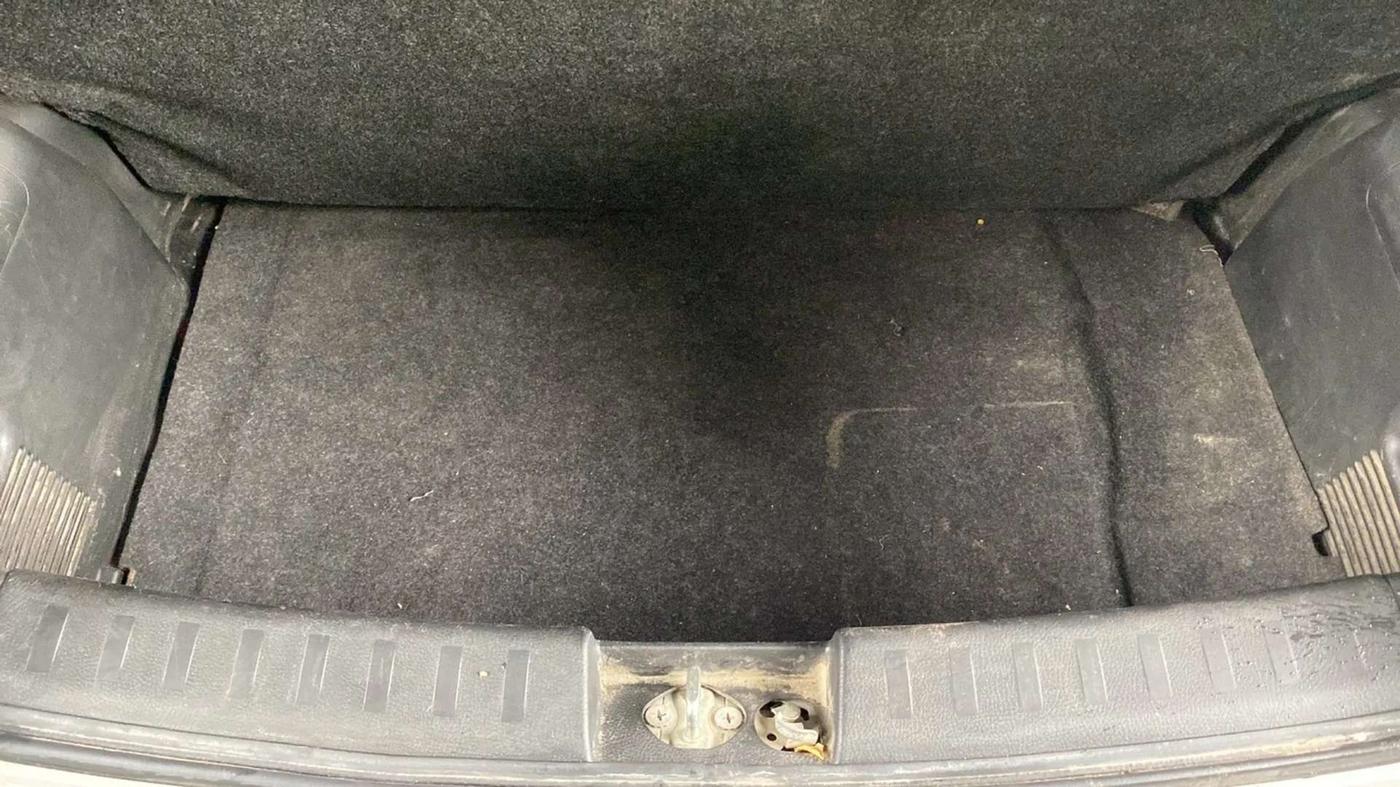 2013 Maruti Swift VXI, Petrol, Manual, 61,991 km, Boot Inside