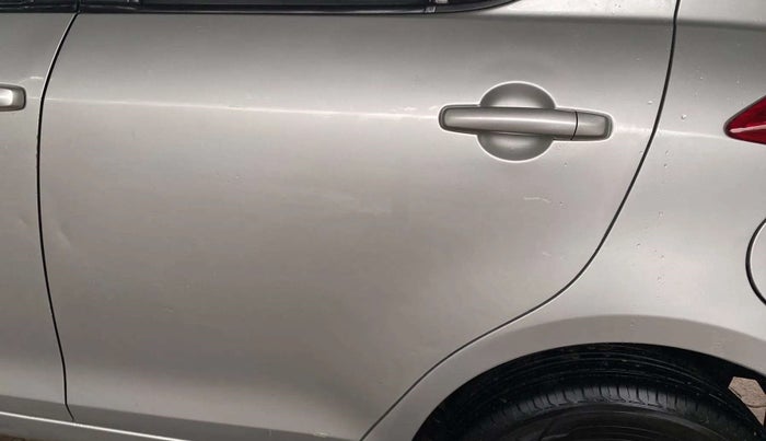 2013 Maruti Swift VXI, Petrol, Manual, 61,991 km, Rear left door - Slightly dented