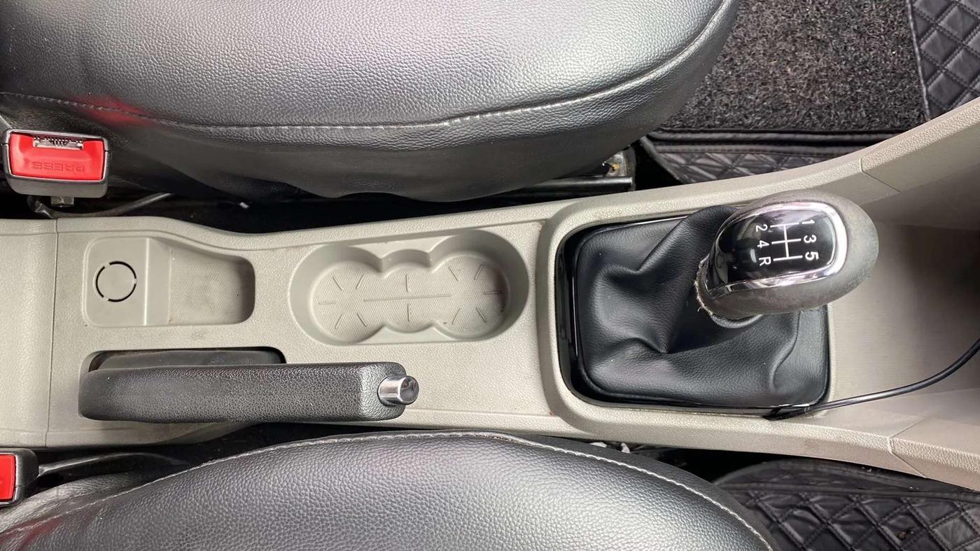 2019 Tata Tiago XZ PLUS PETROL, Petrol, Manual, 23,717 km, Gear Lever