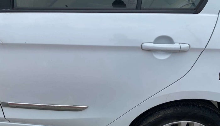 2015 Maruti Ciaz VXI+, Petrol, Manual, 53,996 km, Rear left door - Trim has minor damage