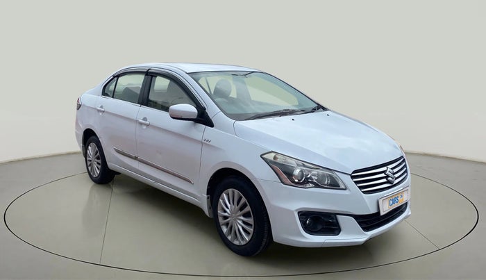 2015 Maruti Ciaz VXI+, Petrol, Manual, 53,996 km, Right Front Diagonal