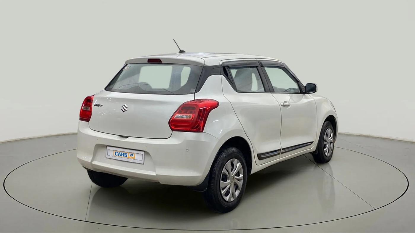 2022 Maruti Swift VXI AMT, Petrol, Automatic, 25,992 km, Right Back Diagonal