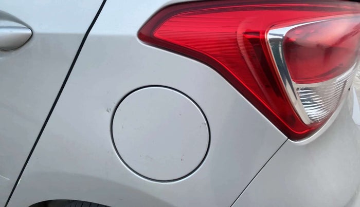 2018 Hyundai Grand i10 SPORTZ 1.2 KAPPA VTVT, Petrol, Manual, 35,834 km, Left quarter panel - Slightly dented