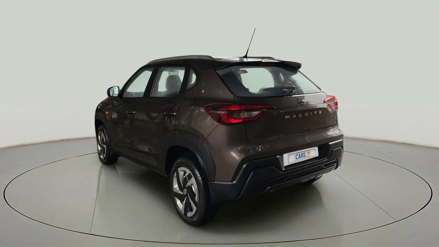 2022 Nissan MAGNITE XE, Petrol, Manual, 29,292 km, Left Back Diagonal