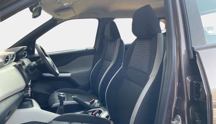 2022 Nissan MAGNITE XE, Petrol, Manual, 29,292 km, Right Side Front Door Cabin