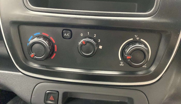 2016 Renault Kwid RXL, Petrol, Manual, 24,156 km, AC Unit - Directional switch has minor damage