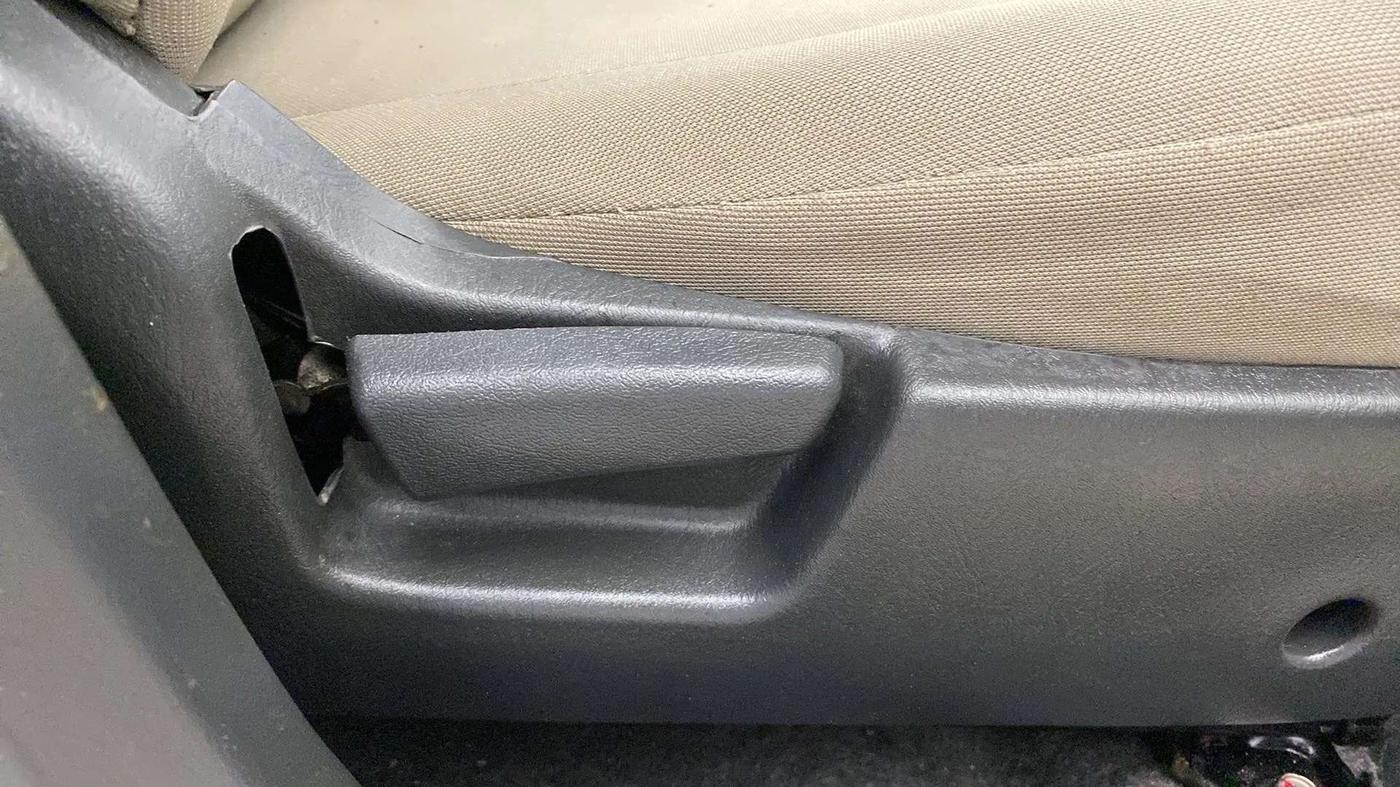 2017 Maruti Alto K10 VXI, Petrol, Manual, 18,336 km, Driver Side Adjustment Panel