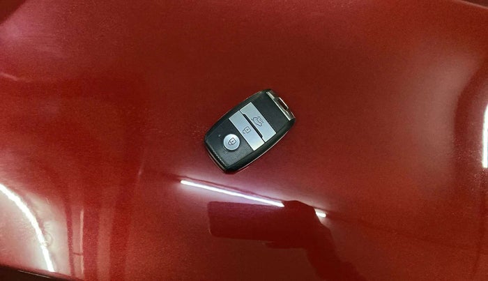 2020 KIA SELTOS HTX 1.5 PETROL, Petrol, Manual, 42,043 km, Key Close Up