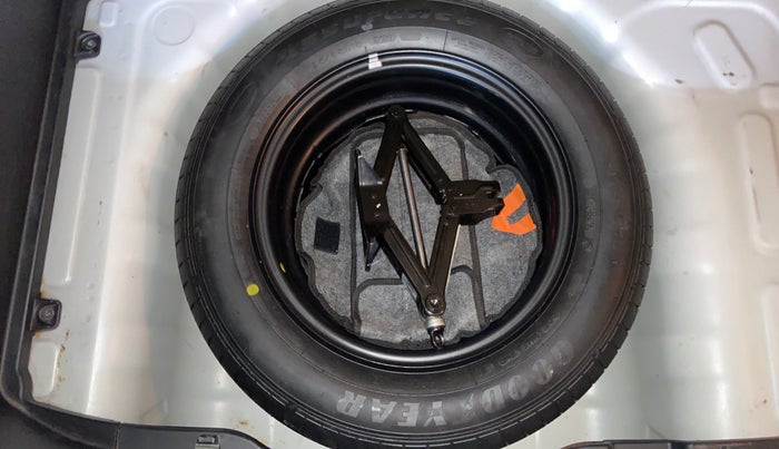 2019 Hyundai VENUE SX 1.0 TURBO, Petrol, Manual, 57,538 km, Spare Tyre