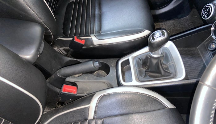 2019 Hyundai VENUE SX 1.0 TURBO, Petrol, Manual, 57,538 km, Gear Lever