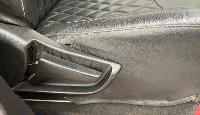 2021 Maruti S PRESSO VXI+, Petrol, Manual, 30,471 km, Driver Side Adjustment Panel