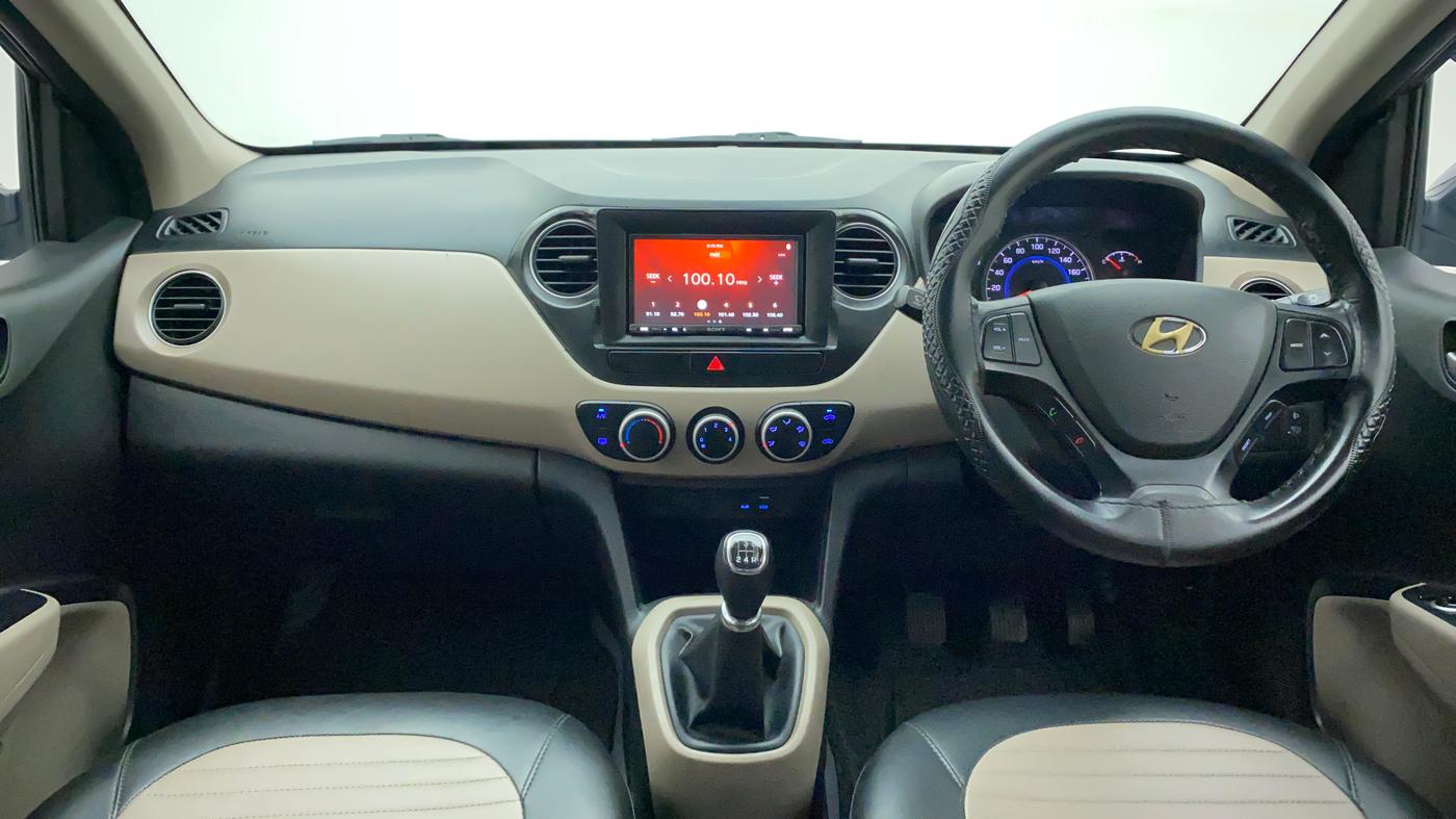 2016 Hyundai Grand i10 SPORTZ 1.2 KAPPA VTVT, Petrol, Manual, 53,057 km, Dashboard