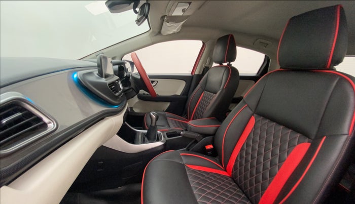 2021 Tata ALTROZ XZ PETROL, Petrol, Manual, 45,518 km, Right Side Front Door Cabin