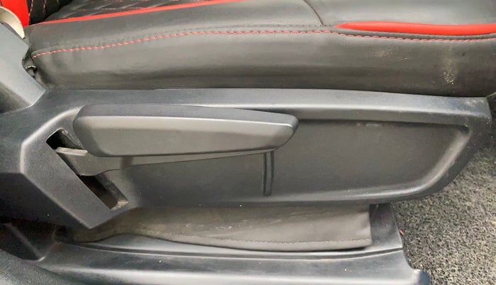 2021 Tata ALTROZ XZ PETROL, Petrol, Manual, 45,518 km, Driver Side Adjustment Panel
